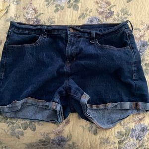 Old navy shorts, size 14, used